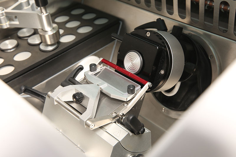 AST580 Fully-automatic cryostat microtome